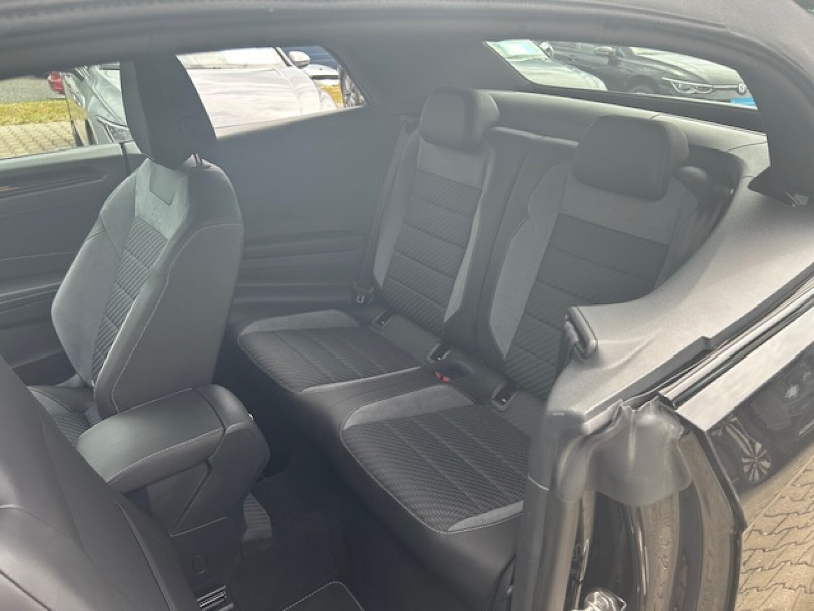 Volkswagen T-Roc Cabriolet – Bild 24