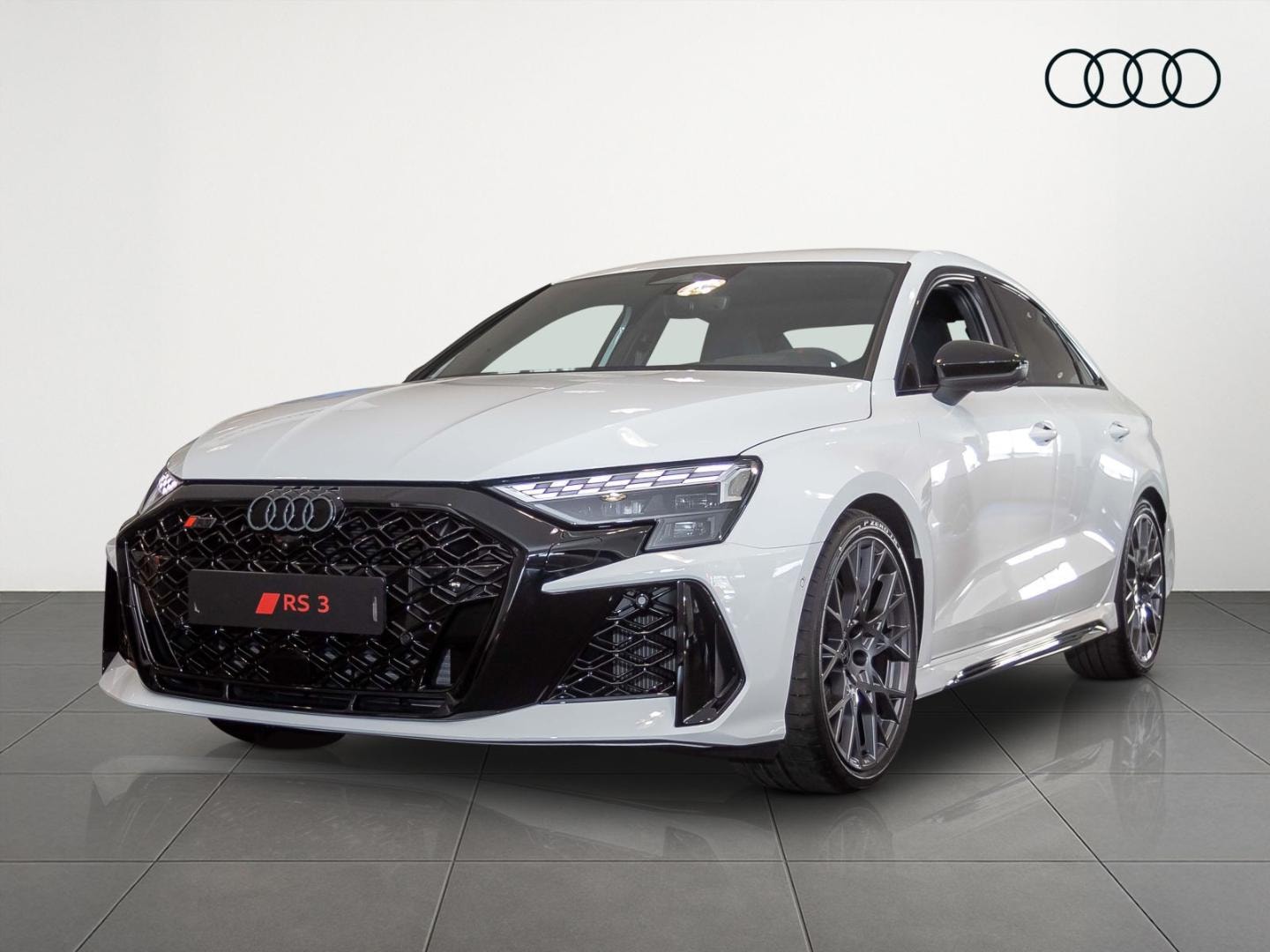 Bild über Audi RS 3 Limousine TFSI quattro 294 kW S tronic - für weitere Informationen kontaktieren Sie den Audi Partner
