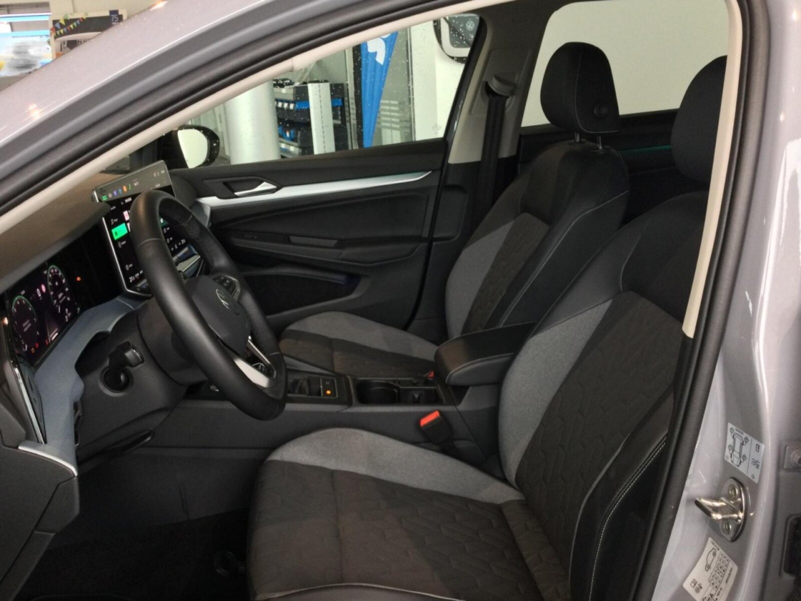Volkswagen Golf Variant – Bild 8