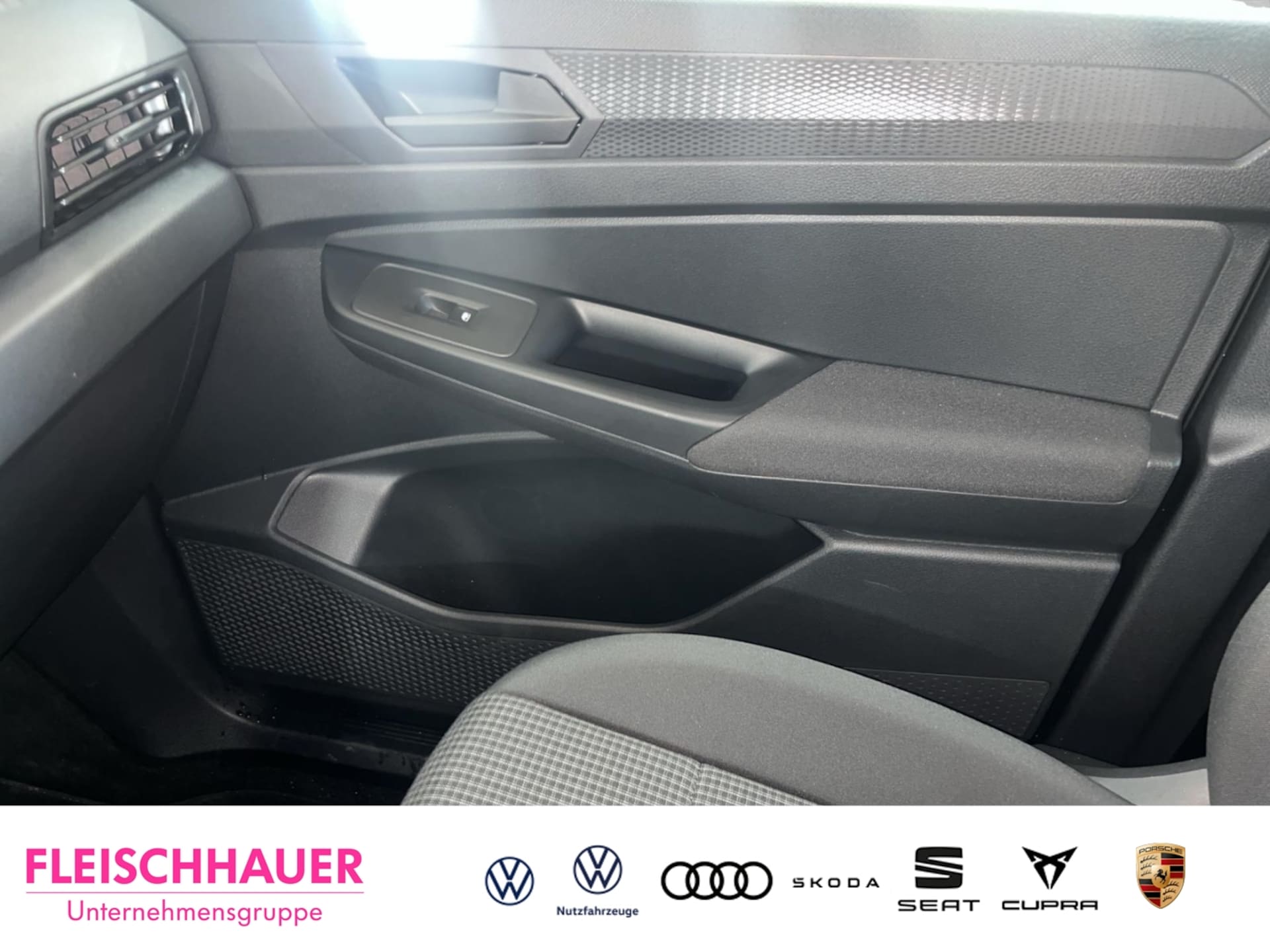 Volkswagen Caddy Basis-Modell