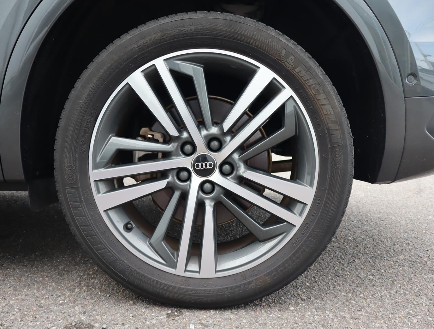 Image about Audi Q5 Sportback 40 TDI quattro S line 150(204) kW(PS) S tronic