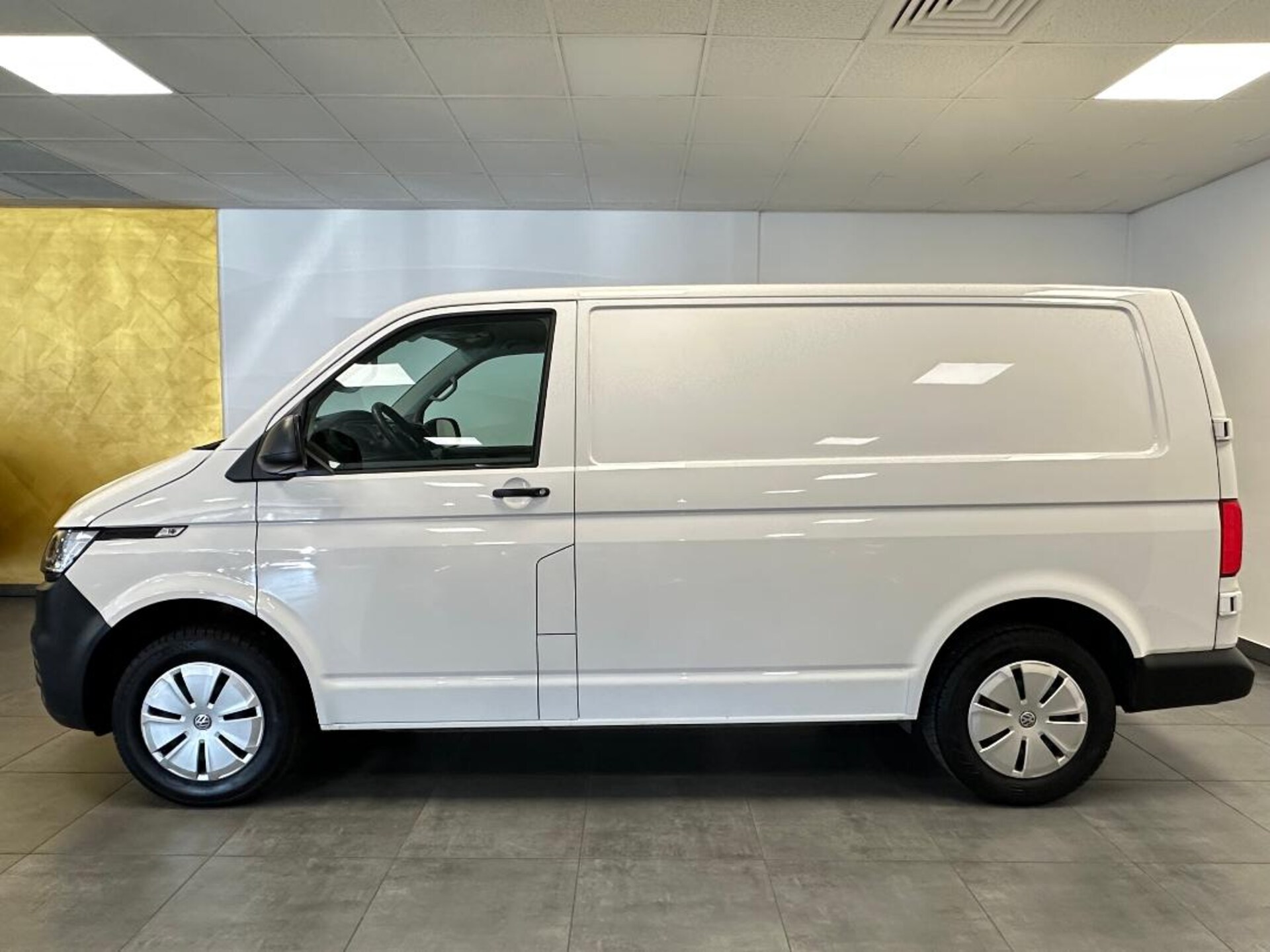 Volkswagen T6.1 Transporter Kasten kurzer Radstand