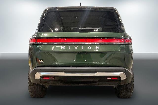 2023 Rivian R1S
