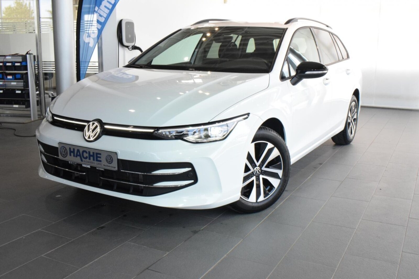 Volkswagen Golf Variant – Bild 2