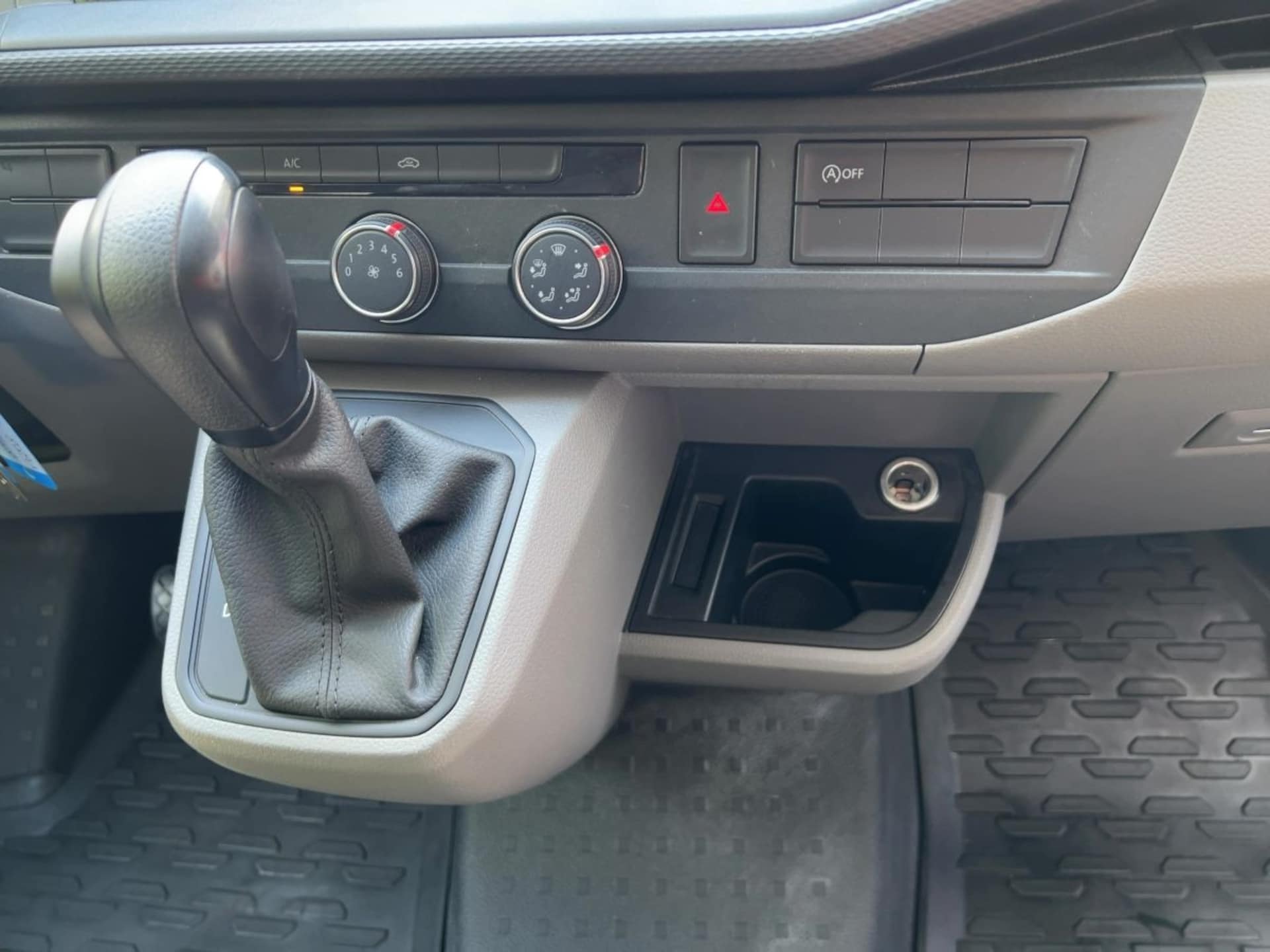 Volkswagen T6.1 Transporter Kasten kurzer Radstand