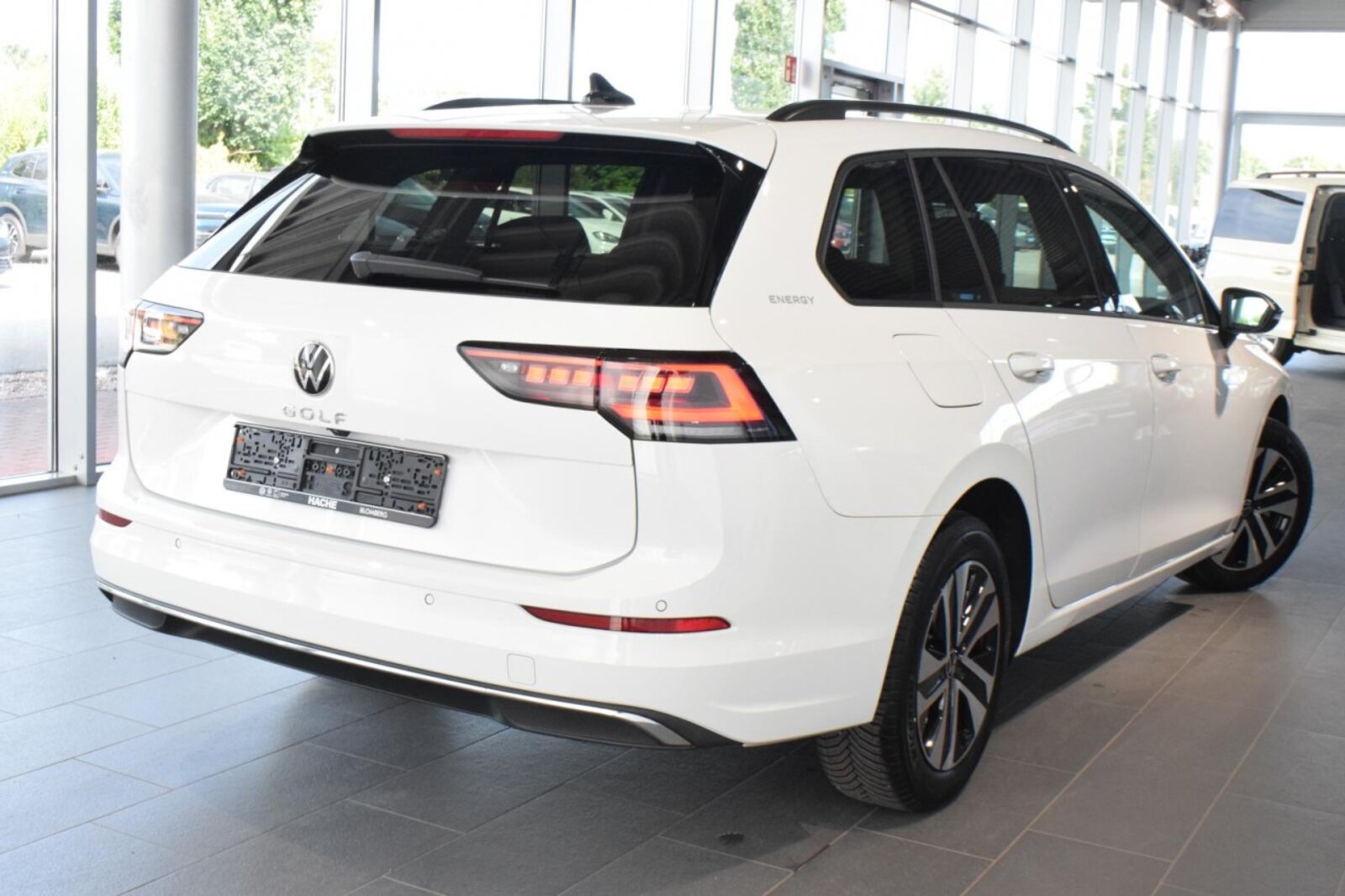 Volkswagen Golf Variant – Bild 4