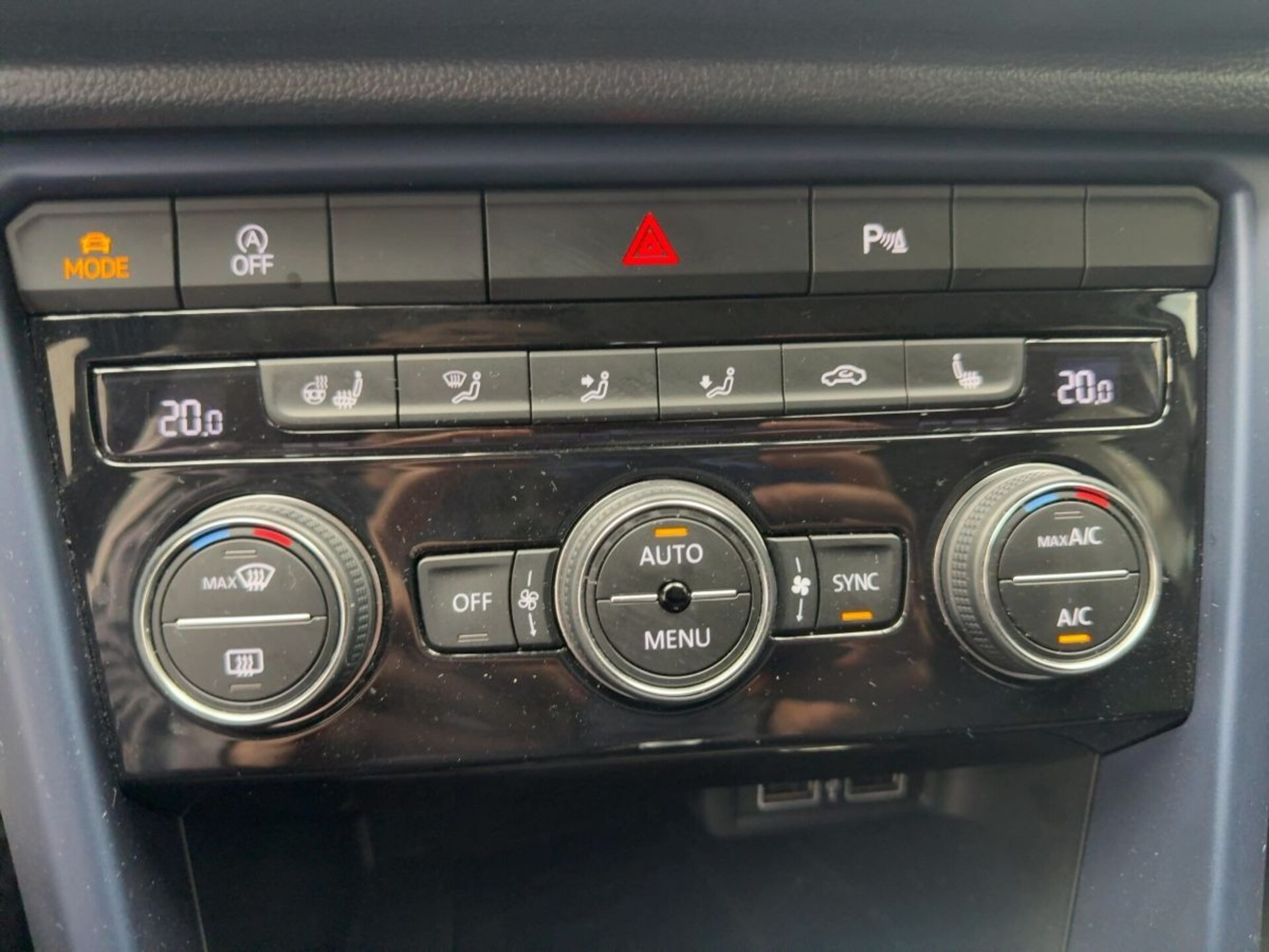 Volkswagen T-Roc United