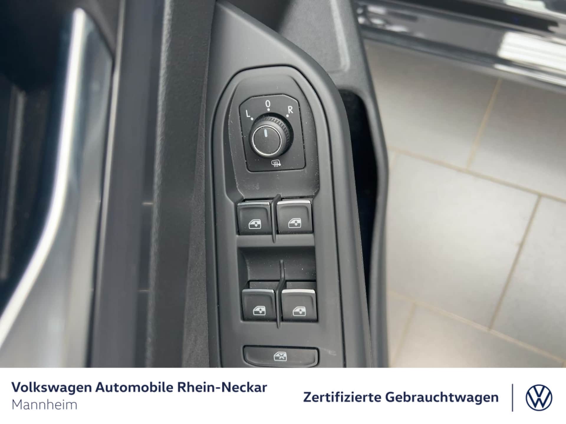 Volkswagen Golf Style