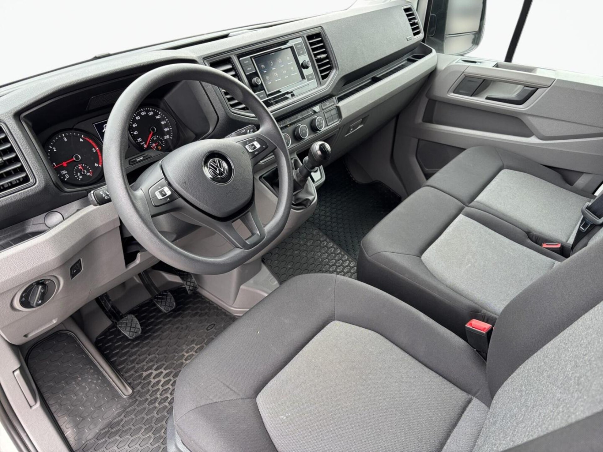 Volkswagen Crafter Furgon długi rozstaw osi