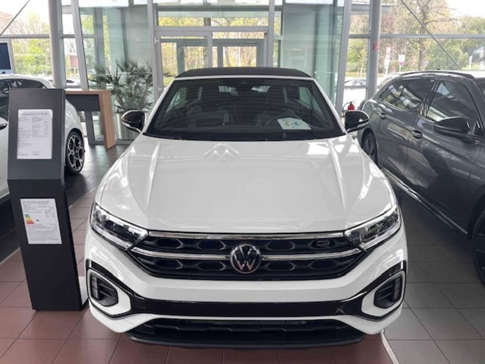 Volkswagen T-Roc Cabriolet – Bild 3