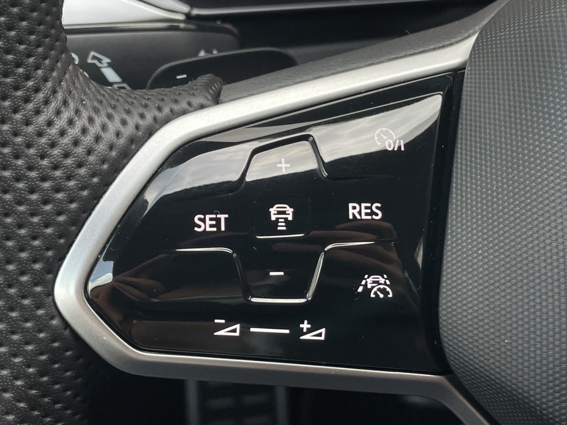 Volkswagen Arteon R-Line