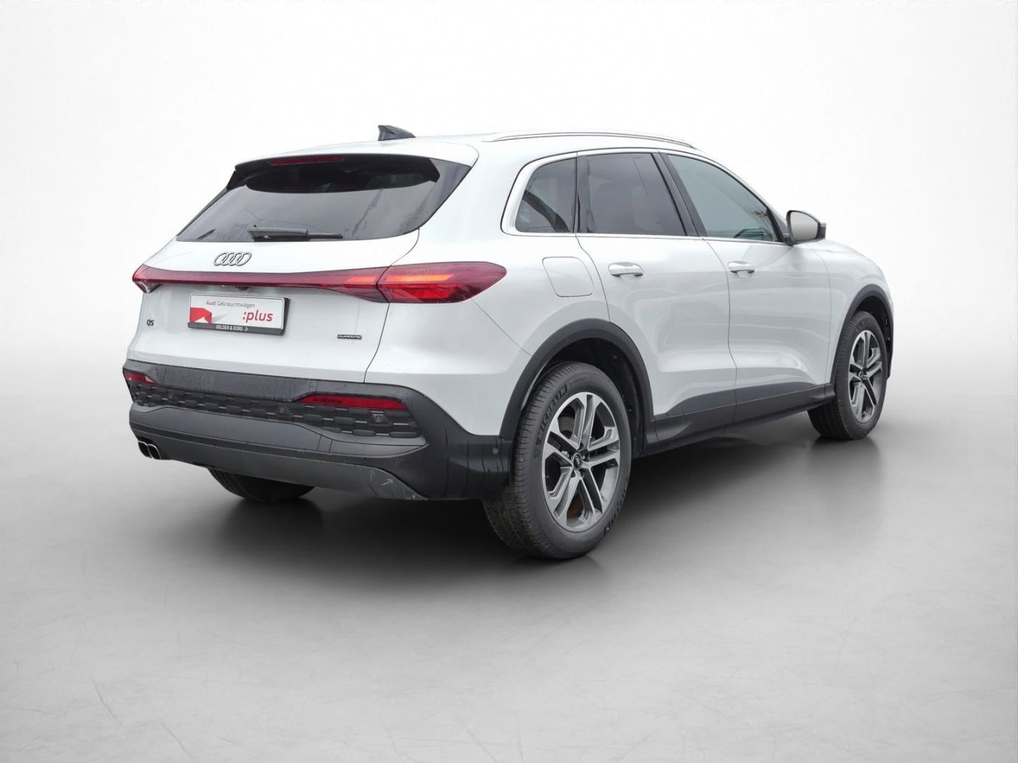 Bild über Audi Q5 SUV TDI quattro 150 kW S tronic - für weitere Informationen kontaktieren Sie den Audi Partner