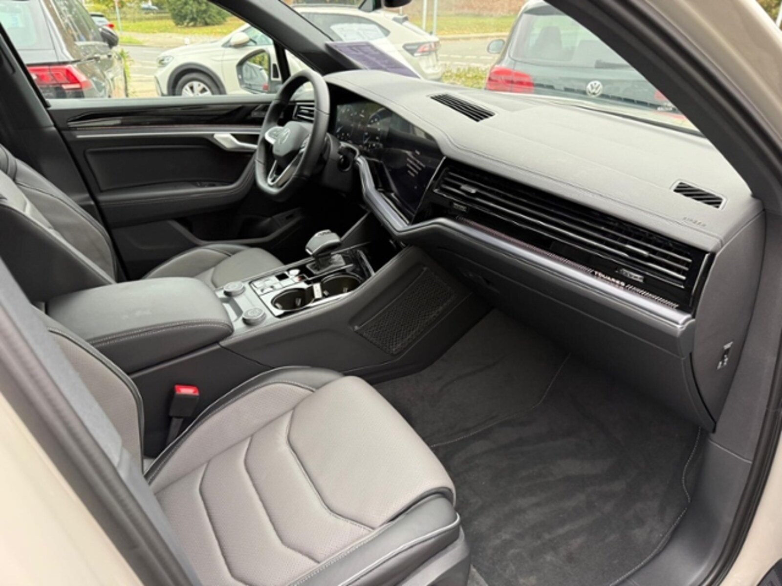 Volkswagen Touareg – Bild 9