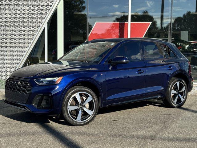 2022 Audi Q5 Premium Plus