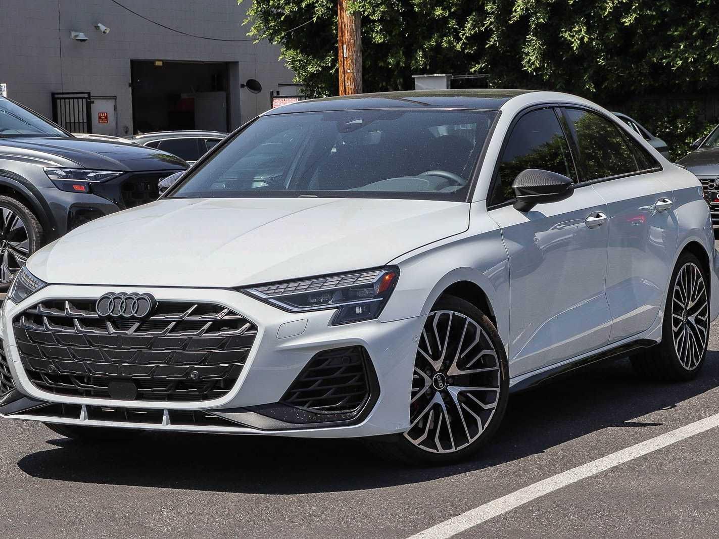 2025 Audi S3 2.0 TFSI Premium Plus quattro S tronic's photo