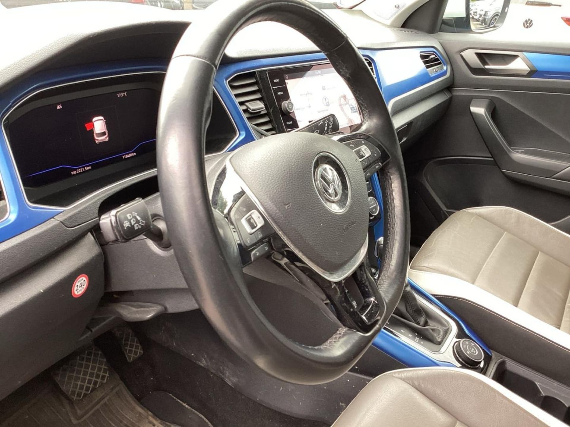 Volkswagen T-Roc Style