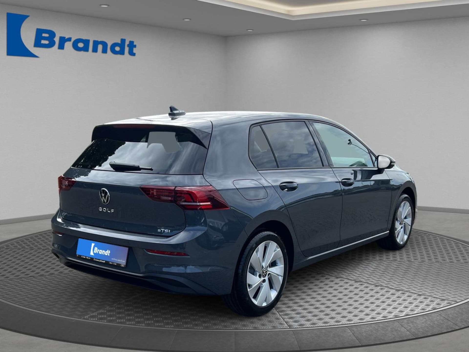 Volkswagen Golf Life