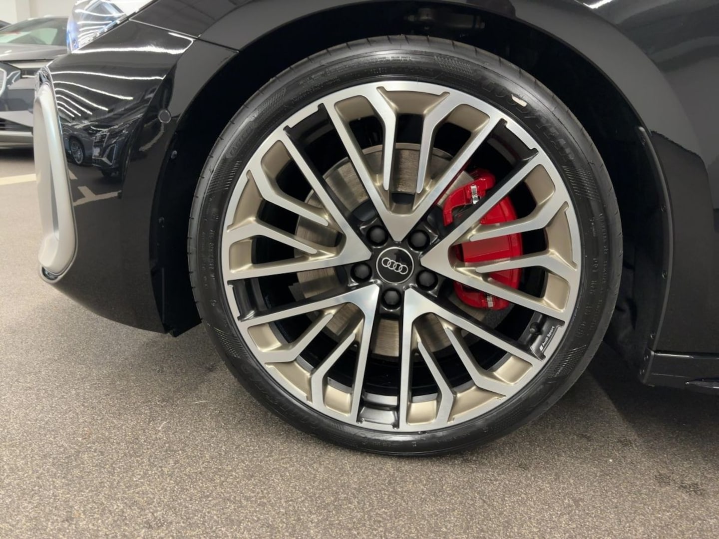 Bild über Audi A5 Limousine e-hybrid edition one e-hybrid quattro 270 kW S tronic - für weitere Informationen kontaktieren Sie den Audi Partner