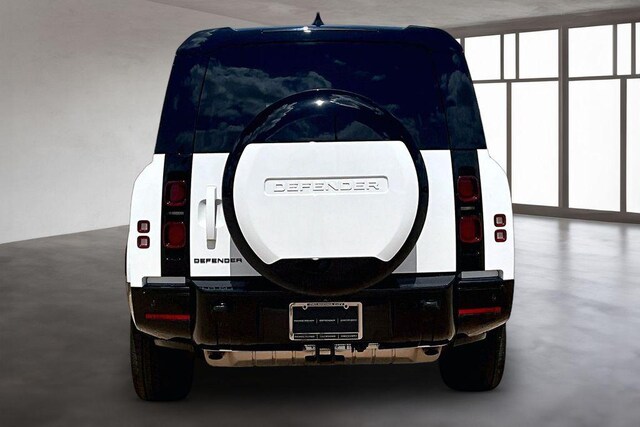 2025 Land Rover Defender