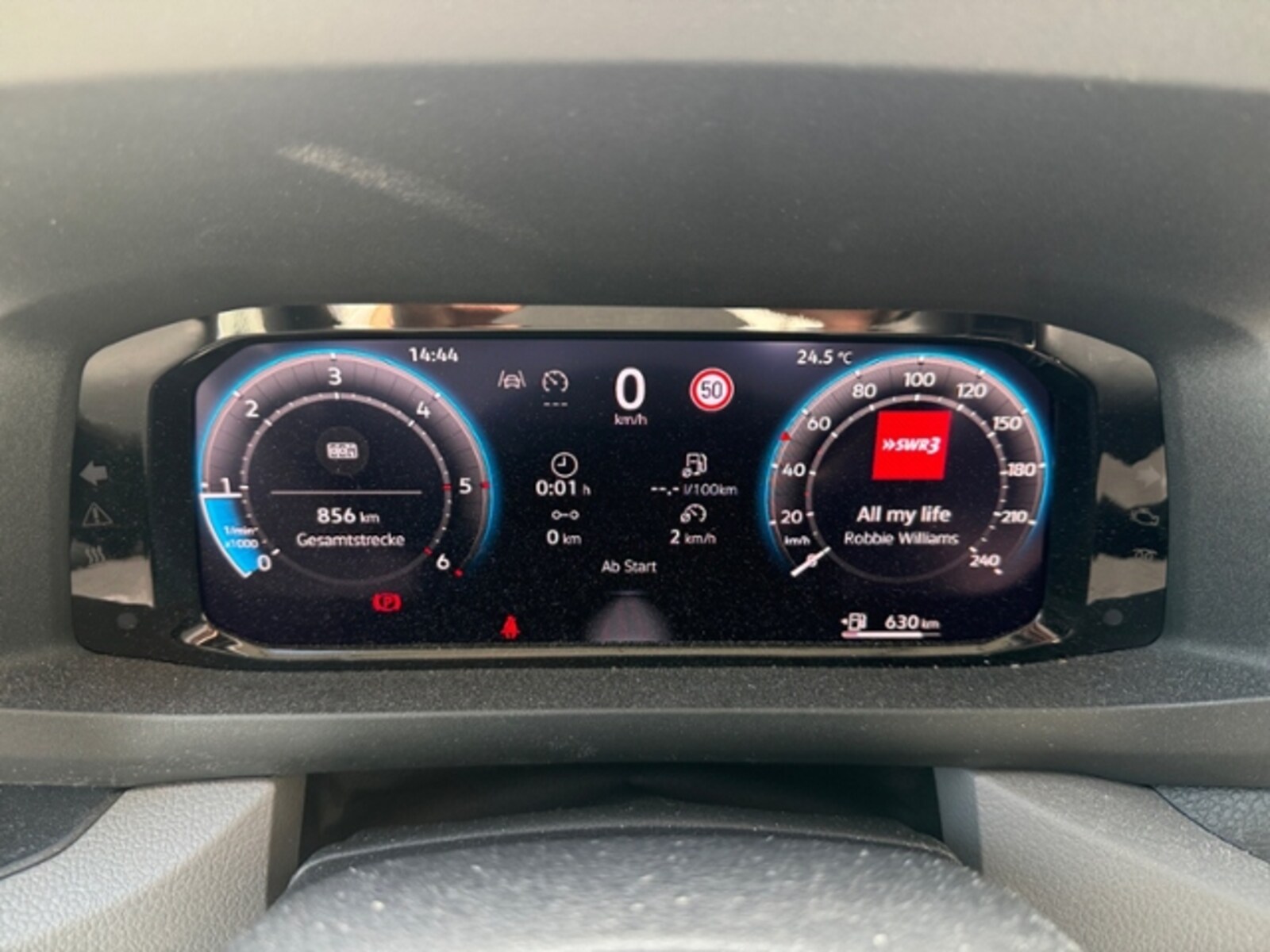 Volkswagen Crafter Kasten mittlerer Radstand – Bild 12