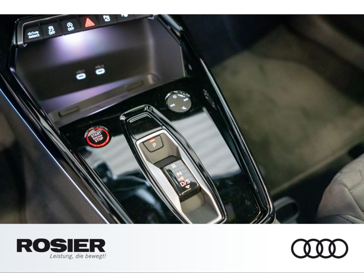 Bild über Audi RS 3 Sportback TFSI quattro 294 kW S tronic - für weitere Informationen kontaktieren Sie den Audi Partner