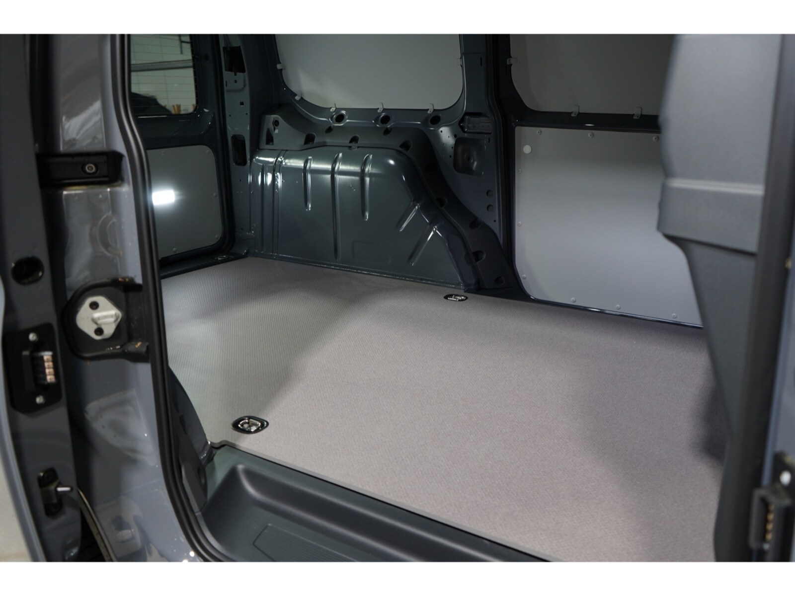 Volkswagen Caddy Maxi Cargo – Bild 9
