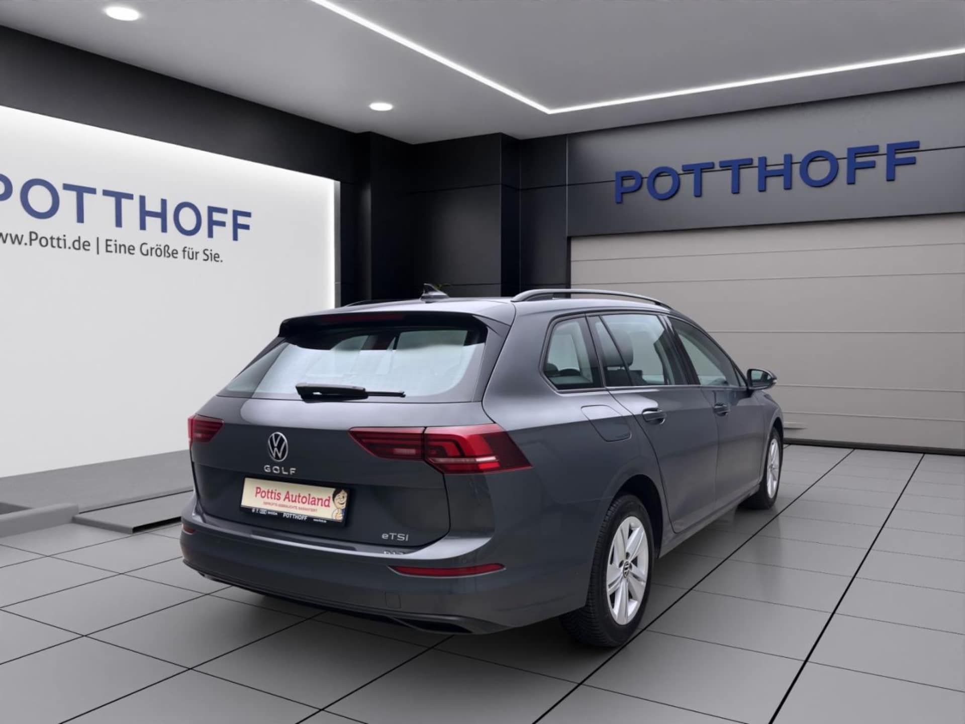 Volkswagen Golf Variant Life