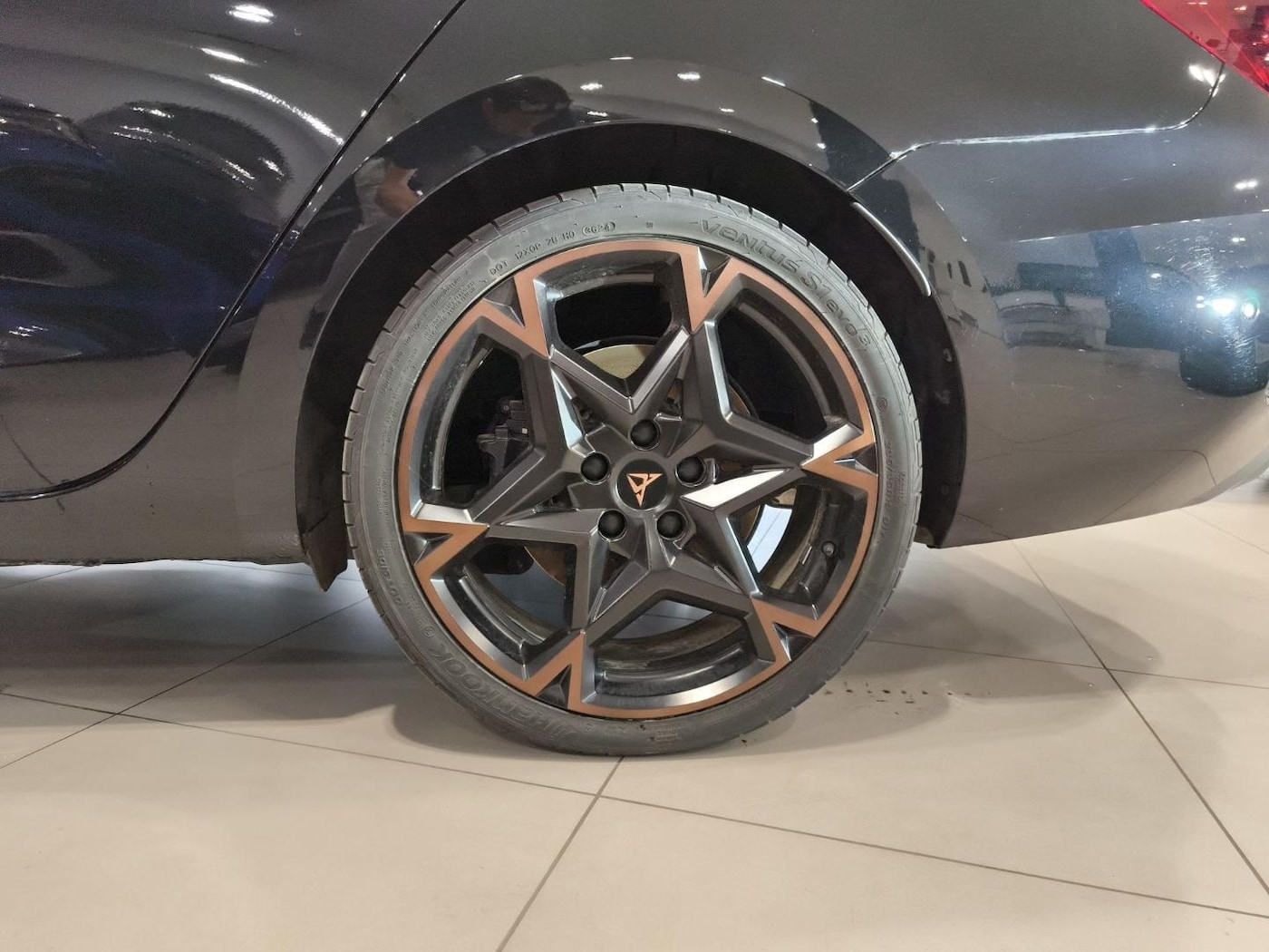 CUPRA Leon Sportstourer 1.5 TSI e-Hybrid VZ DSG 200 kW (272 CV) — photo 8