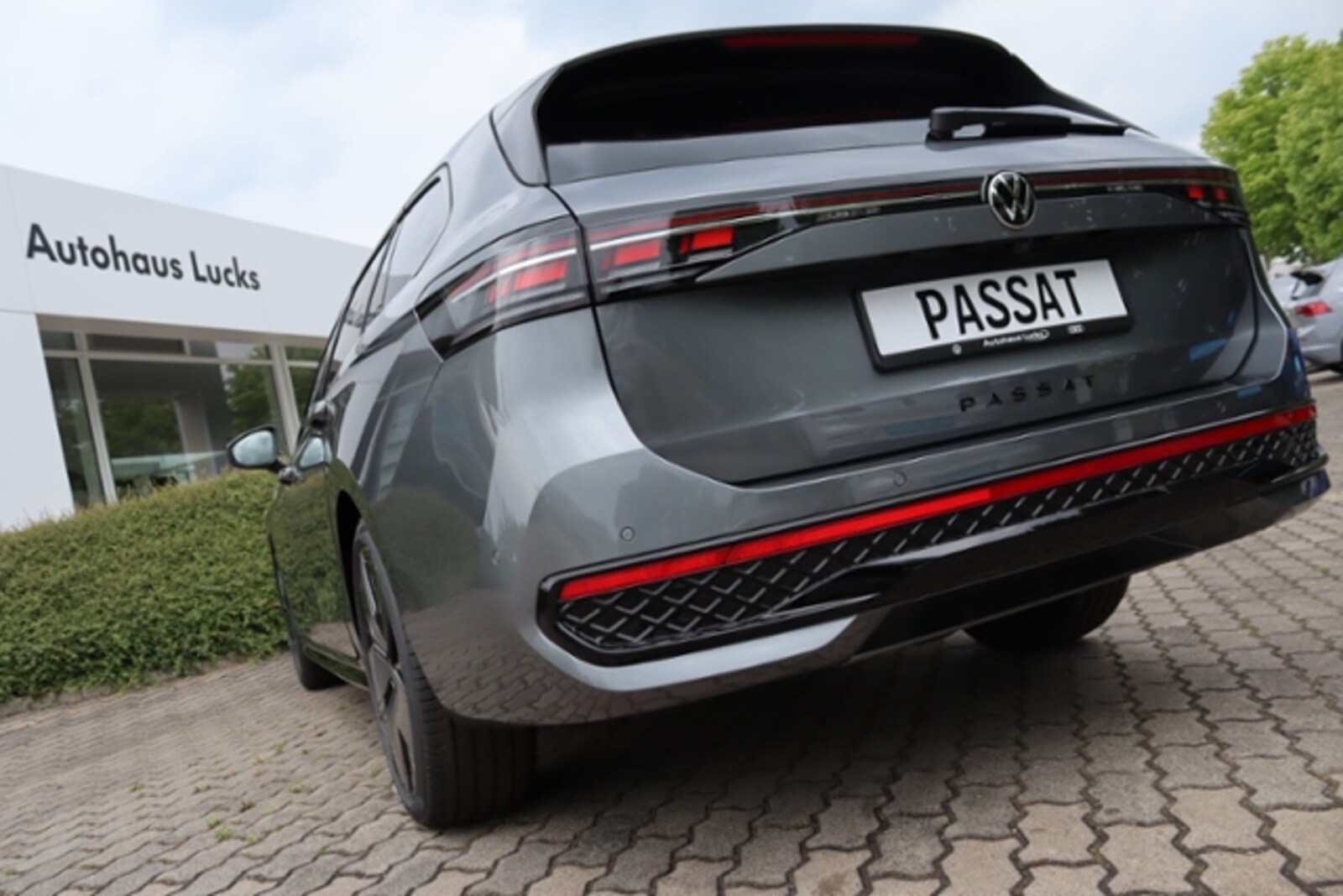 Volkswagen Passat – Bild 10