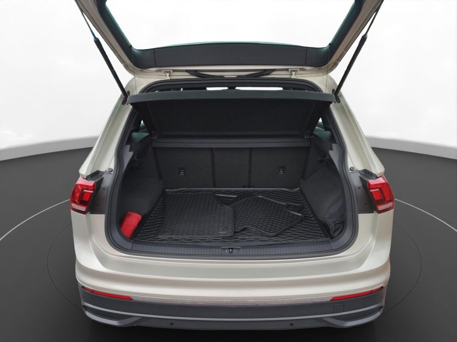 Volkswagen Tiguan – Bild 6