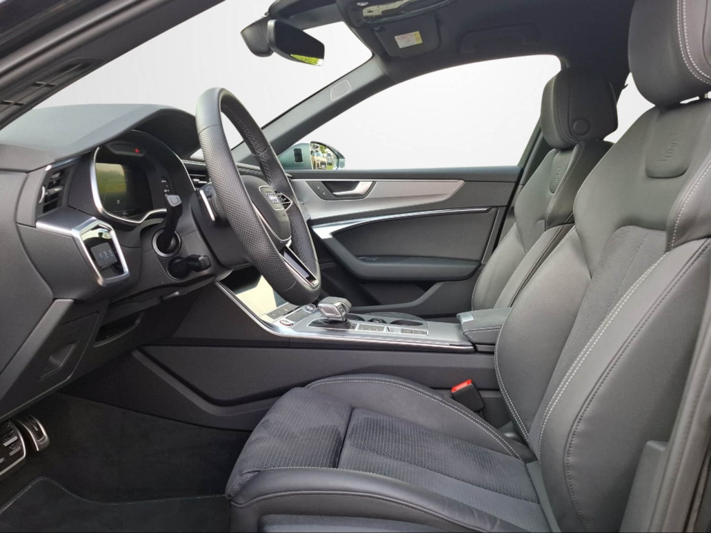 Bild über Audi S6 Avant TDI quattro tiptronic - für weitere Informationen kontaktieren Sie den Audi Partner