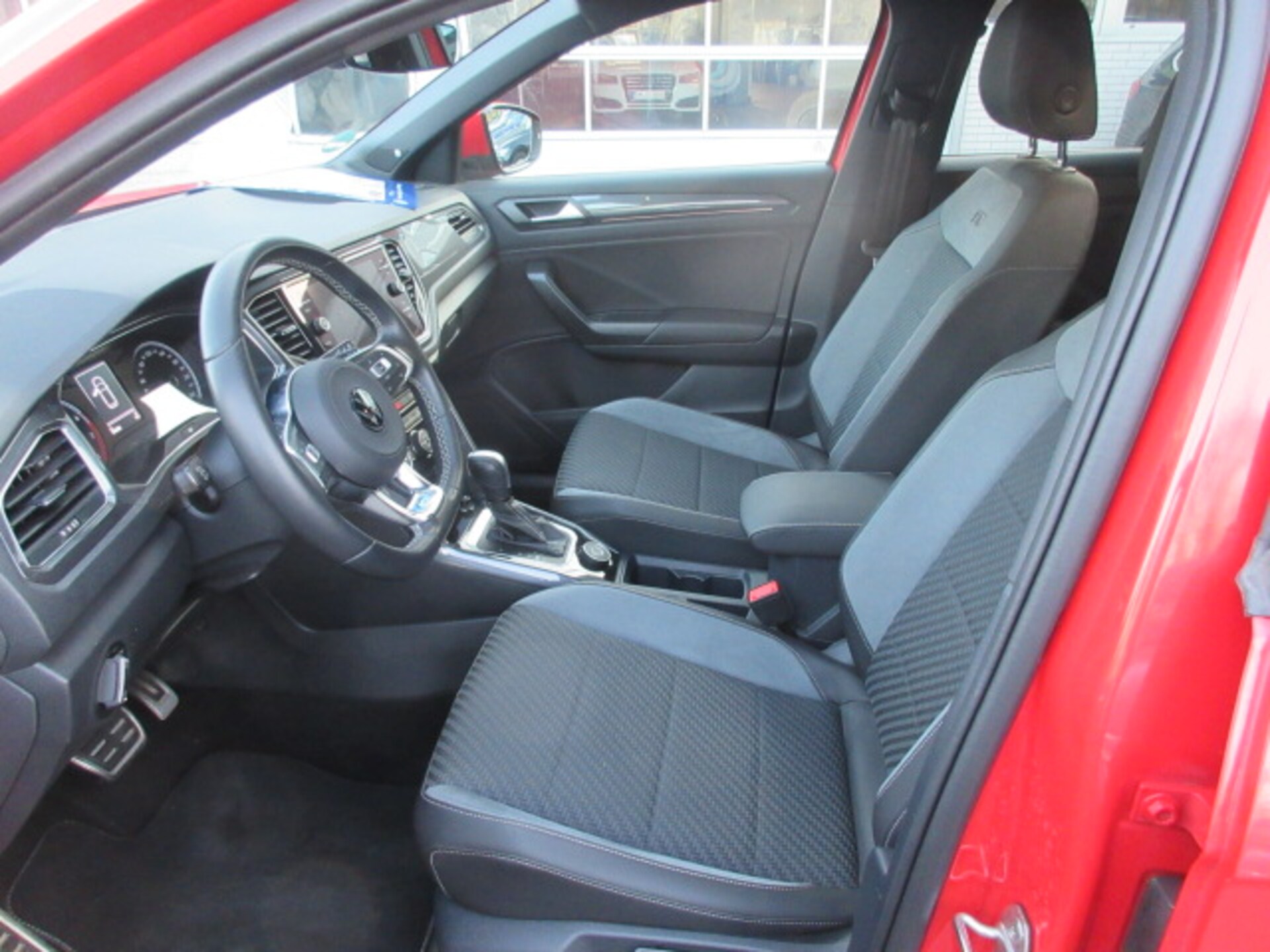 Volkswagen T-Roc R-Line