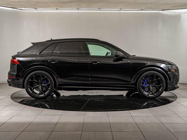 2026 Audi RS Q8 SUV performance