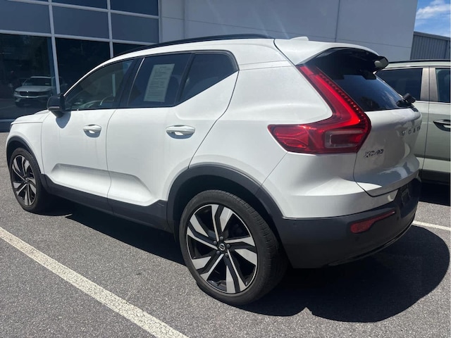2023 Volvo XC40