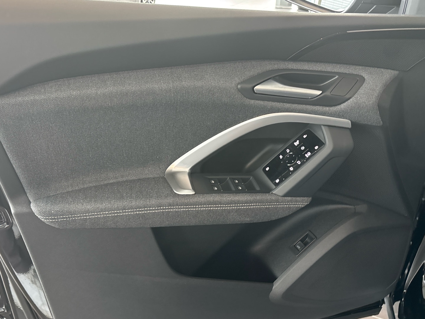 Bild über Audi Q5 Sportback TDI quattro 150 kW S tronic - für weitere Informationen kontaktieren Sie den Audi Partner