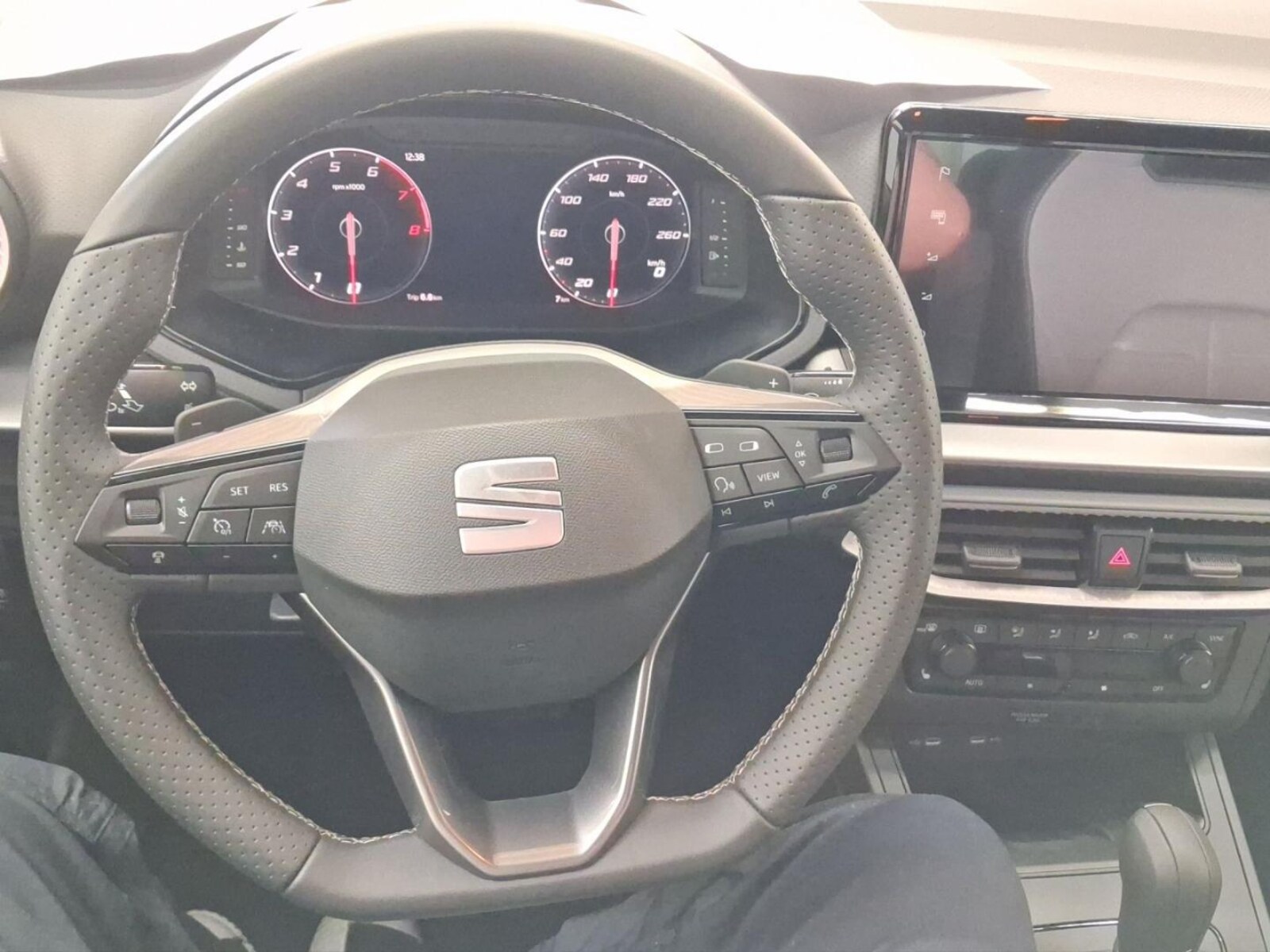 SEAT Arona – Bild 16