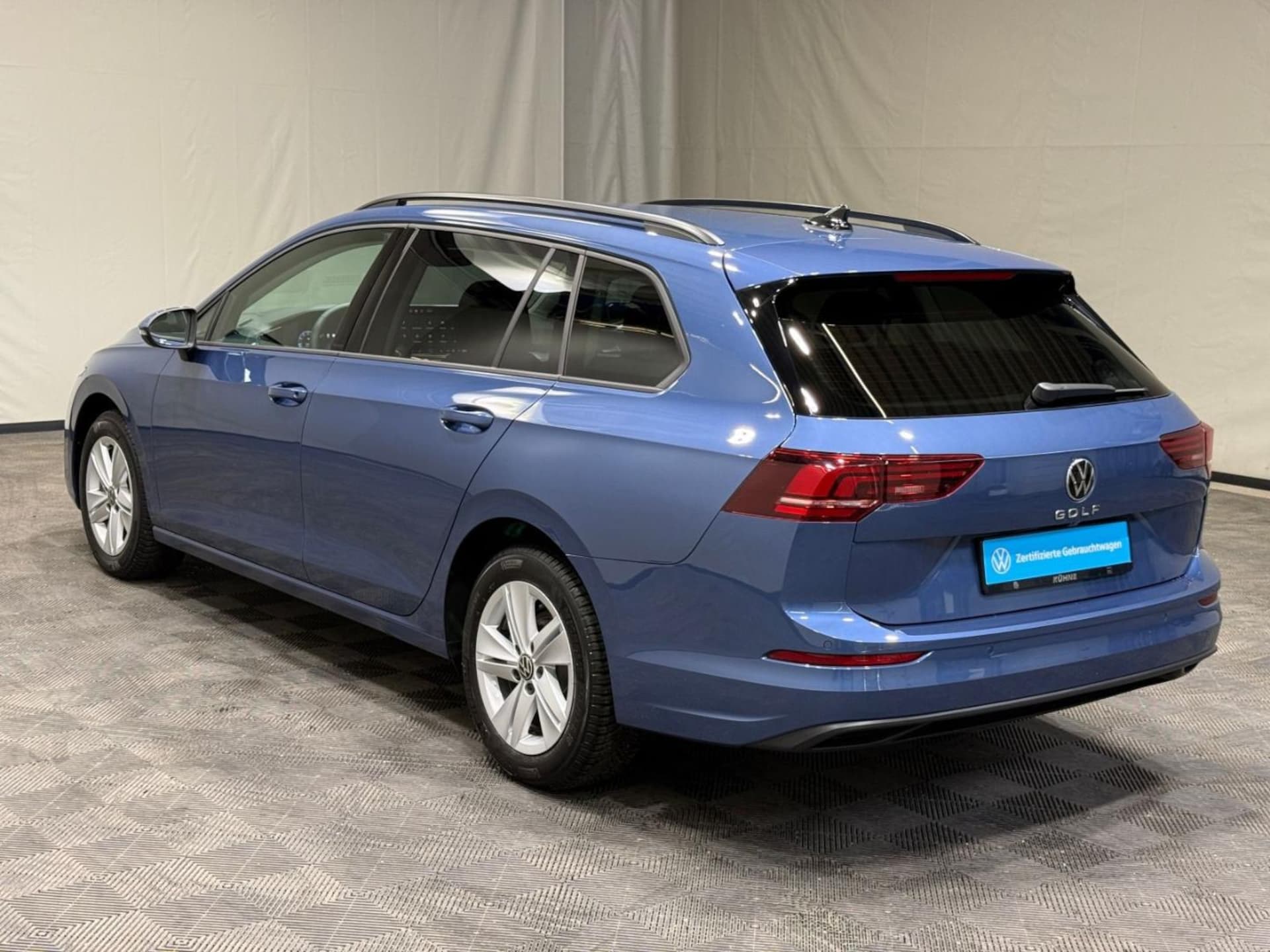 Volkswagen Golf Variant Life