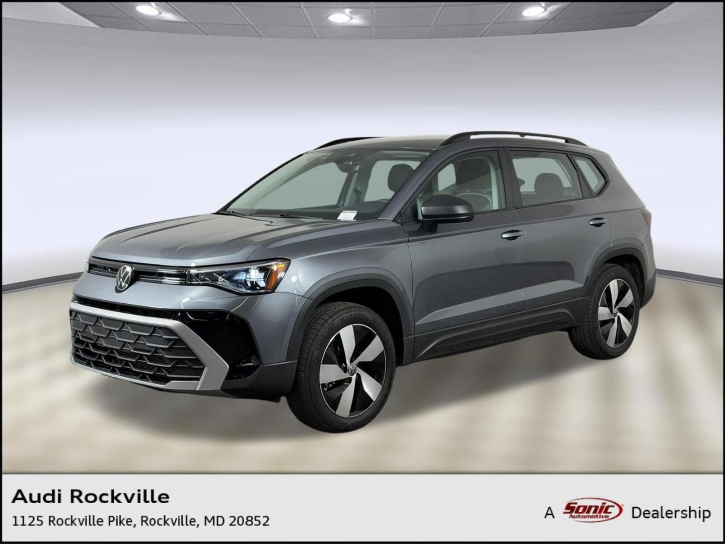 2025 Volkswagen Taos 1.5T S 4Motion's photo