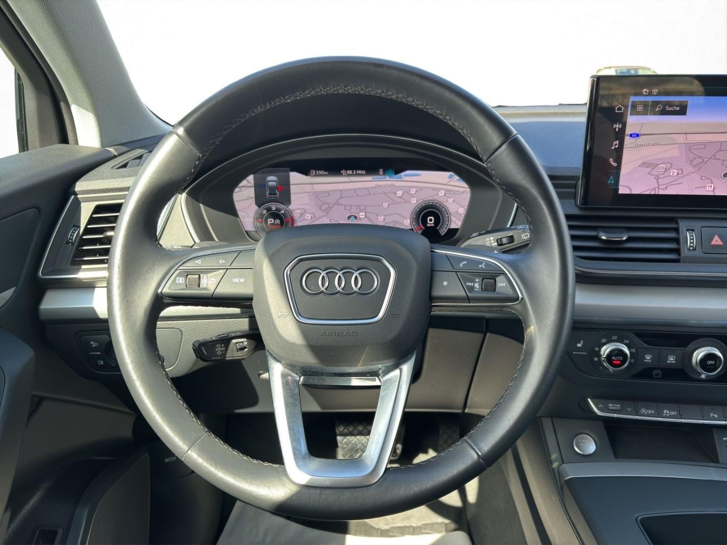 Bild über Audi Q5 40 TDI quattro S tronic - für weitere Informationen kontaktieren Sie den Audi Partner