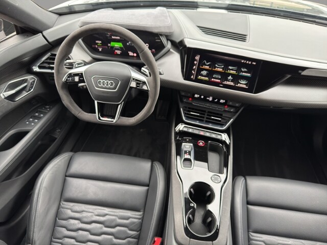 Image about Audi RS e-tron GT e-tron quattro