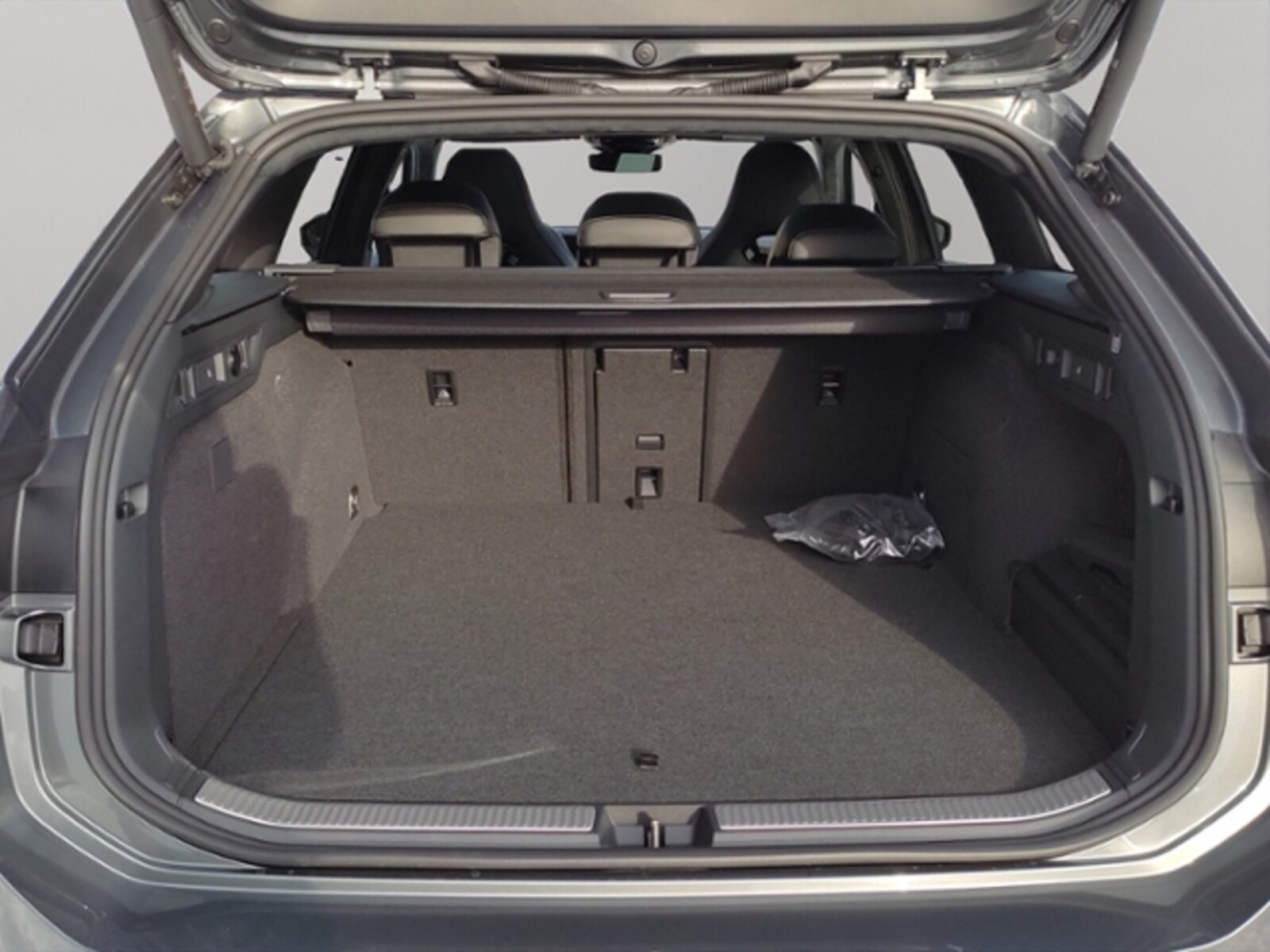 Volkswagen Passat – Bild 16
