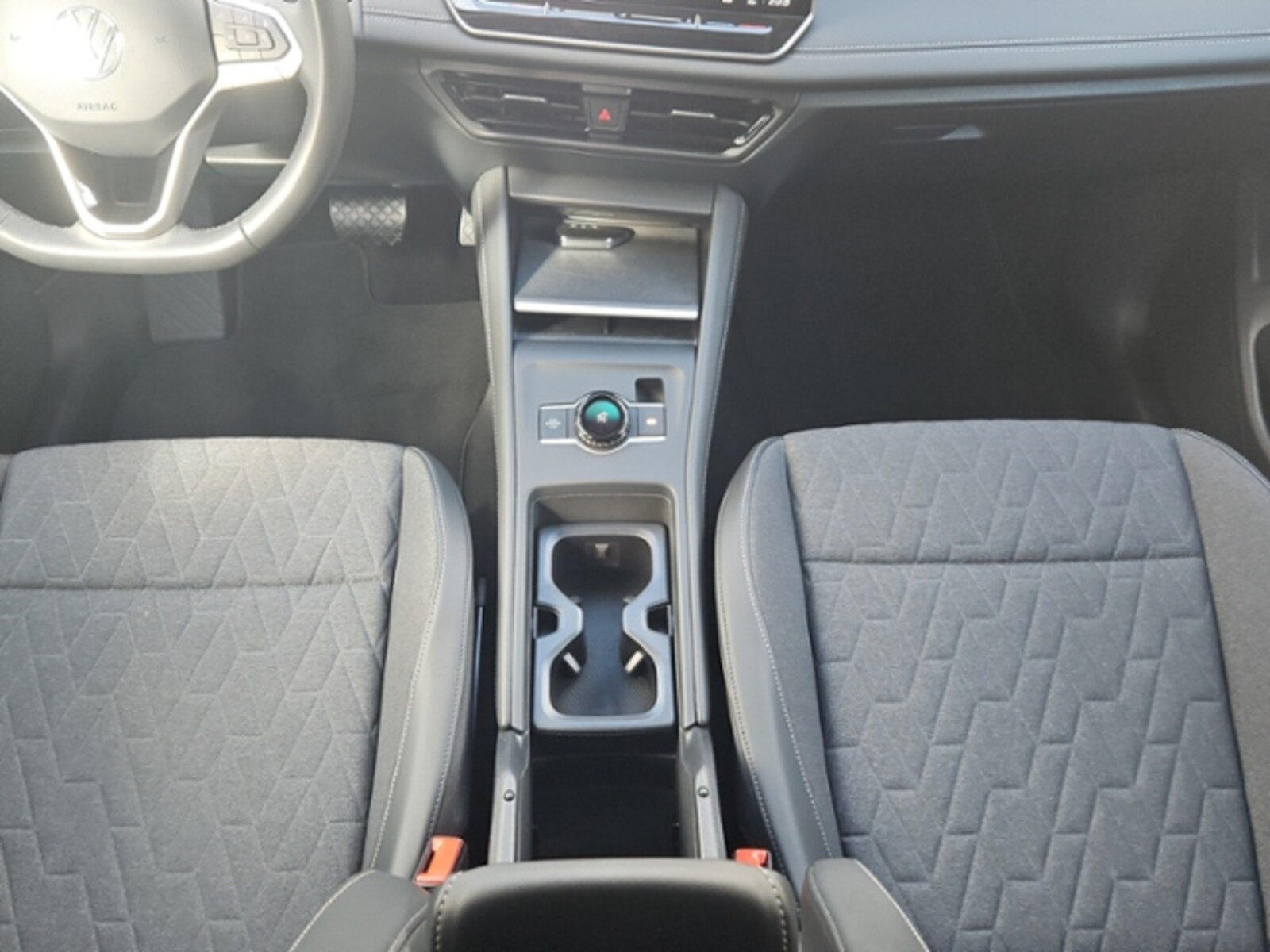 Volkswagen Tiguan – Bild 12