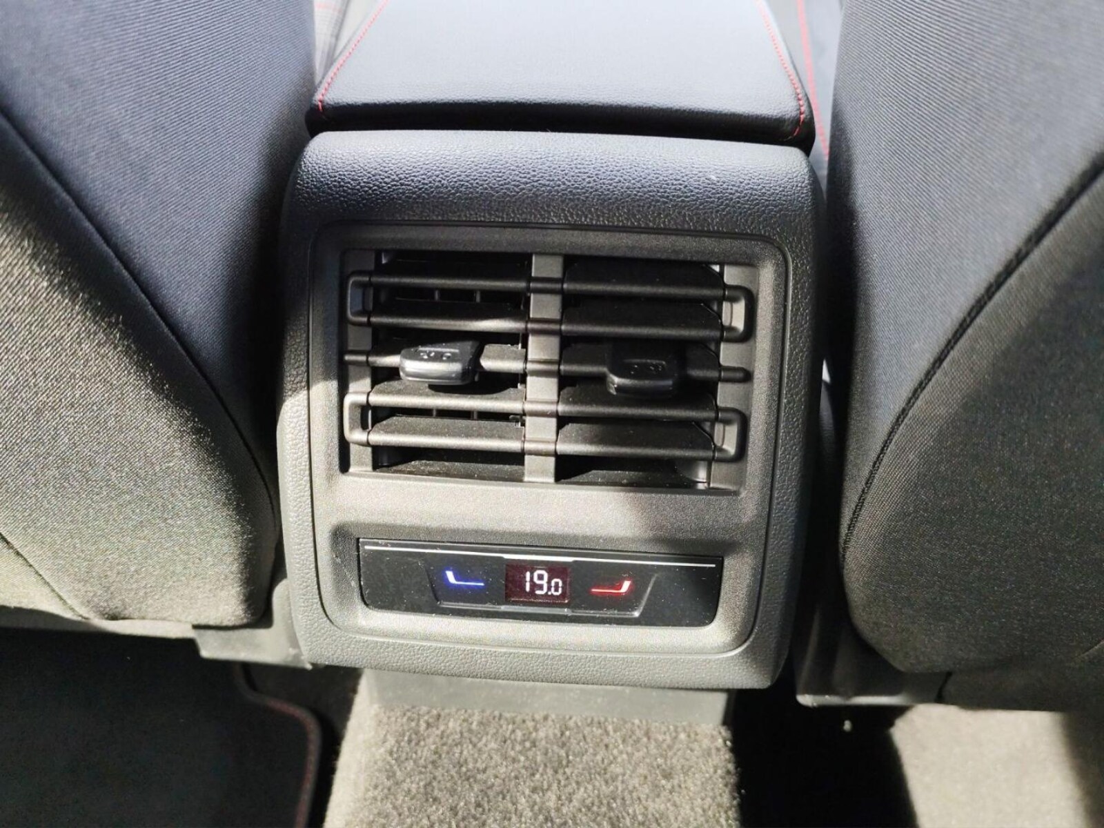 Volkswagen Golf – Bild 15