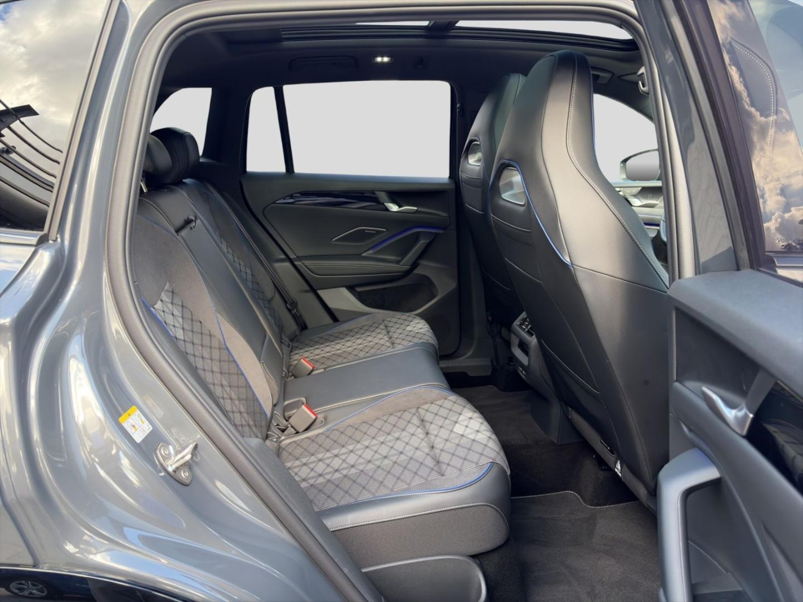 Volkswagen Tiguan – Bild 5