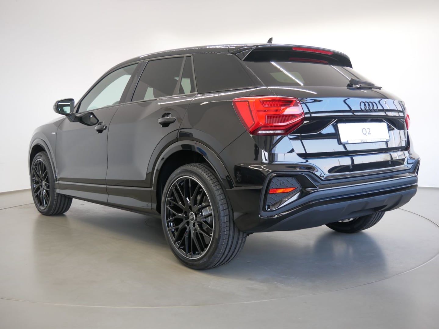Bild über Audi Q2 S line 40 TFSI quattro S tronic - für weitere Informationen kontaktieren Sie den Audi Partner