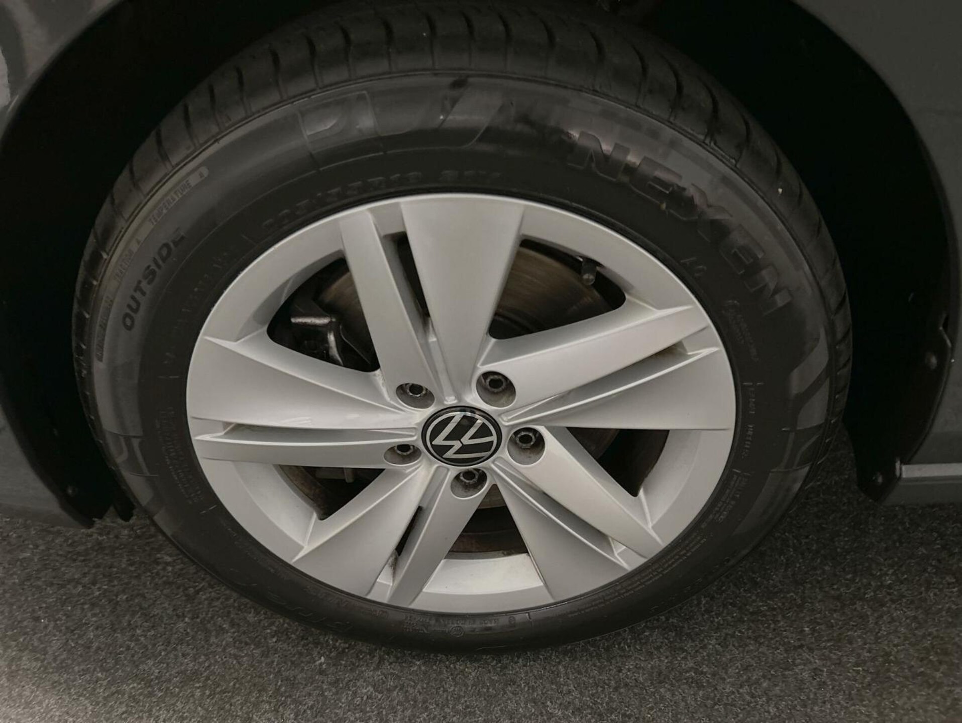 Volkswagen Golf Variant Life