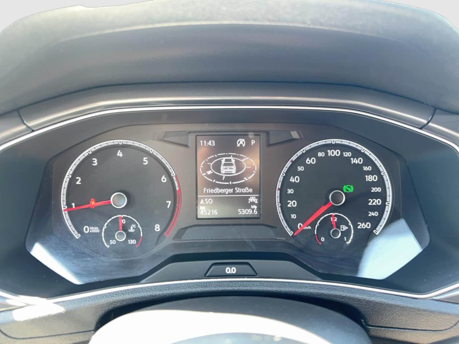 Volkswagen T-Roc Sport