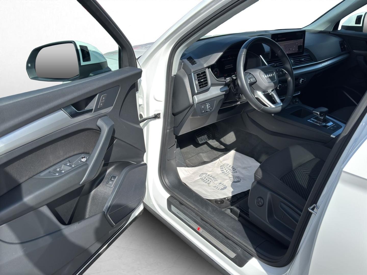 Bild über Audi Q5 40 TDI quattro S tronic - für weitere Informationen kontaktieren Sie den Audi Partner