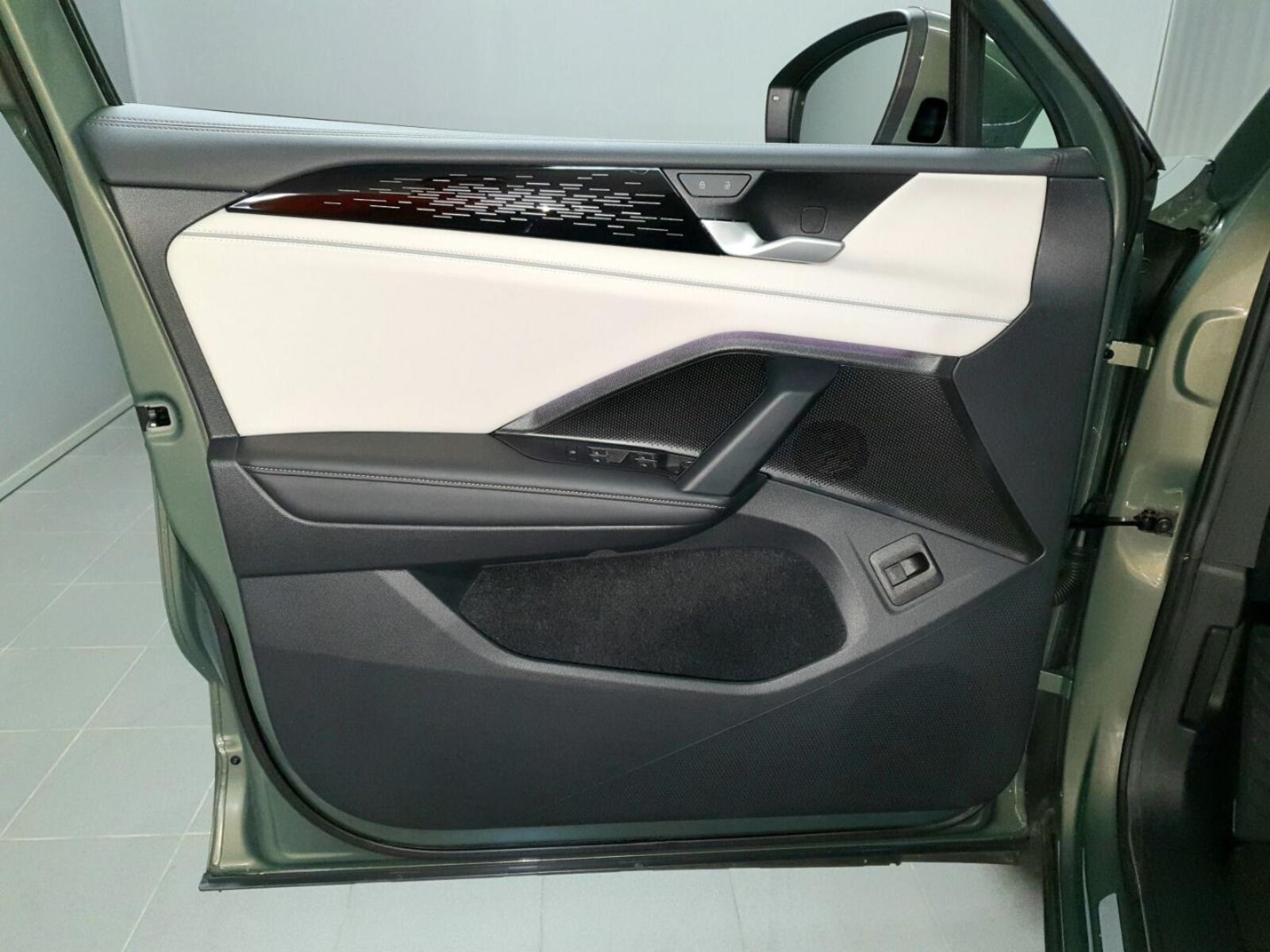 Volkswagen Tiguan – Bild 11