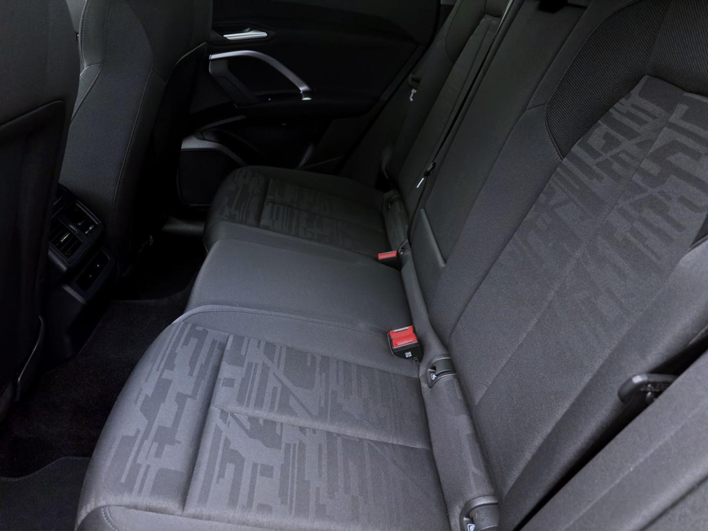 Bild über Audi Q5 Sportback TDI quattro 150 kW S tronic - für weitere Informationen kontaktieren Sie den Audi Partner